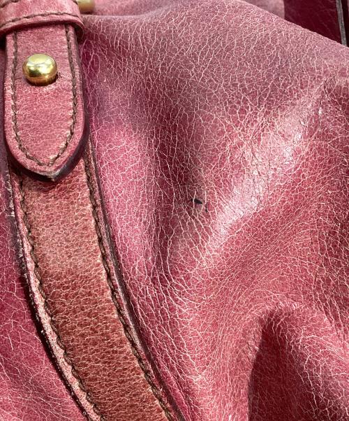 MIU MIU（ミュウミュウ）MIU MIU (ミュウミュウ) vitello lux ヴィッテロルクス　サイドリボン2WAYバッグ ピンクの古着・服飾アイテム