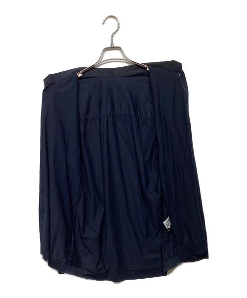 HOMME PLISSE ISSEY MIYAKE（オム プリッセ イッセイ ミヤケ）HOMME PLISSE ISSEY MIYAKE (オム プリッセ イッセイ ミヤケ) バンドカラーシャツ　HP71JJ303 ネイビー サイズ:3の古着・服飾アイテム