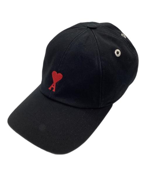 AMI Alexandre Mattiussi（アミアレクサンドルマテュッシ）AMI Alexandre Mattiussi (アミアレクサンドルマテュッシ) 刺繍キャップBFUCP213 CO0020 ブラックの古着・服飾アイテム