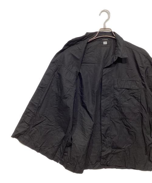 C.P COMPANY（シーピーカンパニー）C.P COMPANY (シーピーカンパニー) ロゴ刺繍シャツ ブラック サイズ:Mの古着・服飾アイテム