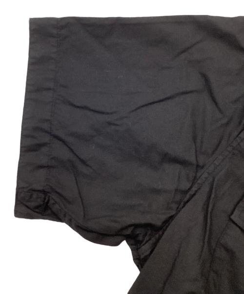 C.P COMPANY（シーピーカンパニー）C.P COMPANY (シーピーカンパニー) ロゴ刺繍シャツ ブラック サイズ:Mの古着・服飾アイテム