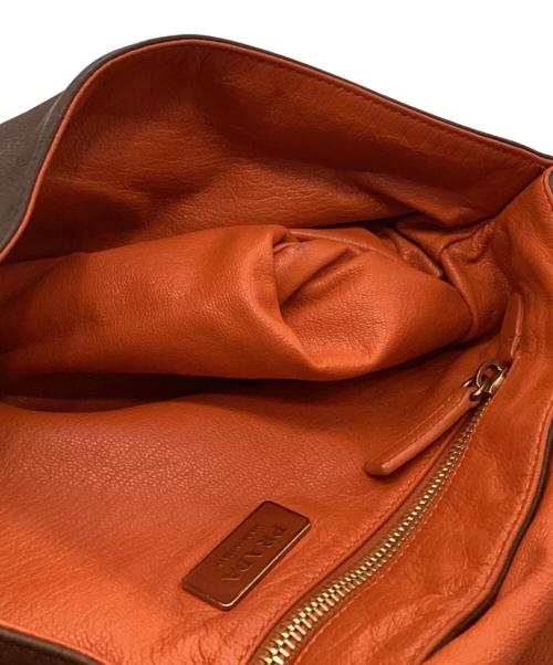 PRADA（プラダ）PRADA (プラダ) チェーンハンドバッグ ブラウンの古着・服飾アイテム