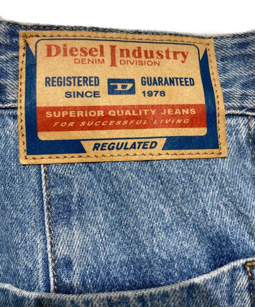 DIESEL（ディーゼル）DIESEL (ディーゼル) D-FISH-CARGO インディゴ サイズ:W30の古着・服飾アイテム