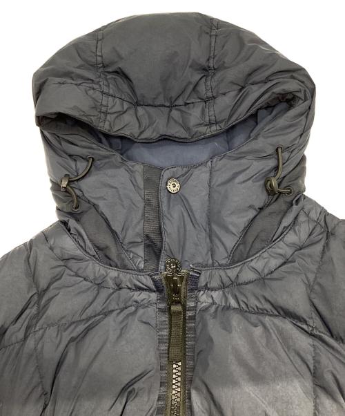 STONE ISLAND（ストーンアイランド）STONE ISLAND (ストーンアイランド) ガーメントダイナイロンフーデッドダウンジャケット ネイビー サイズ:Sの古着・服飾アイテム