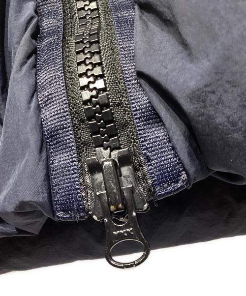 STONE ISLAND（ストーンアイランド）STONE ISLAND (ストーンアイランド) ガーメントダイナイロンフーデッドダウンジャケット ネイビー サイズ:Sの古着・服飾アイテム