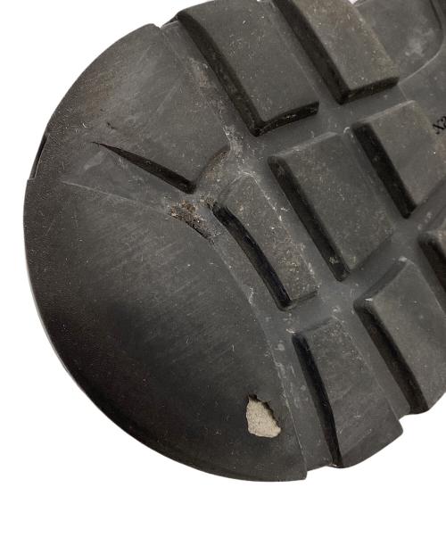 ALEXANDER McQUEEN（アレキサンダーマックイーン）ALEXANDER McQUEEN (アレキサンダーマックイーン) Tread Slick スニーカー ブラック×ホワイト サイズ:40の古着・服飾アイテム