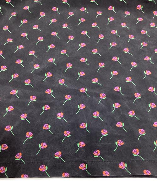 PRADA（プラダ）PRADA (プラダ) フローラル柄Tシャツ ブラック サイズ:Sの古着・服飾アイテム