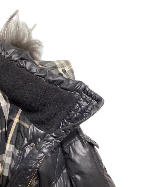 BURBERRY BLUE LABEL（バーバリー ブルー レーベル）BURBERRY BLUE LABEL (バーバリーロンドンブルーレーベル) ダウンコート　FRF01-532-09 ブラック サイズ:38の古着・服飾アイテム