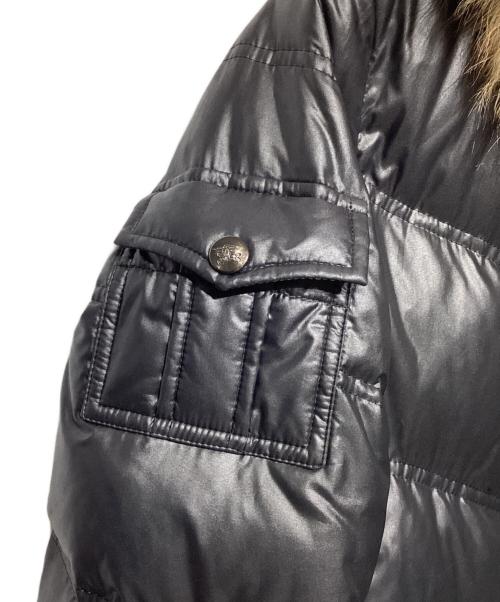 BURBERRY BLUE LABEL（バーバリーロンドンブルーレーベル）BURBERRY BLUE LABEL (バーバリーロンドンブルーレーベル) ダウンジャケット　FCF14-592-09 ブラック サイズ:38の古着・服飾アイテム