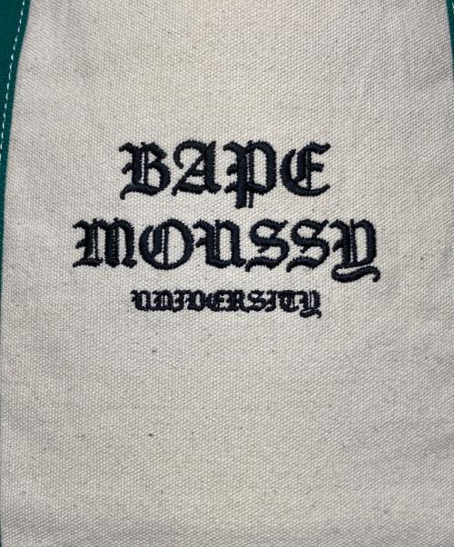 A BATHING APE（ア ベイシング エイプ）A BATHING APE (ア ベイシング エイプ) moussy (マウジー) キャンバストートバッグ アイボリー×グリーンの古着・服飾アイテム
