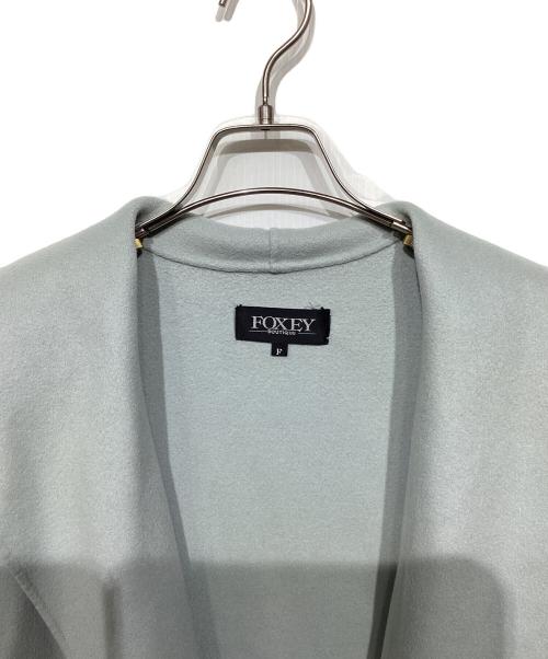 FOXEY BOUTIQUE（フォクシー ブティック）FOXEY BOUTIQUE (フォクシー ブティック) ショールカラーカシミヤコート ブルー サイズ:Fの古着・服飾アイテム