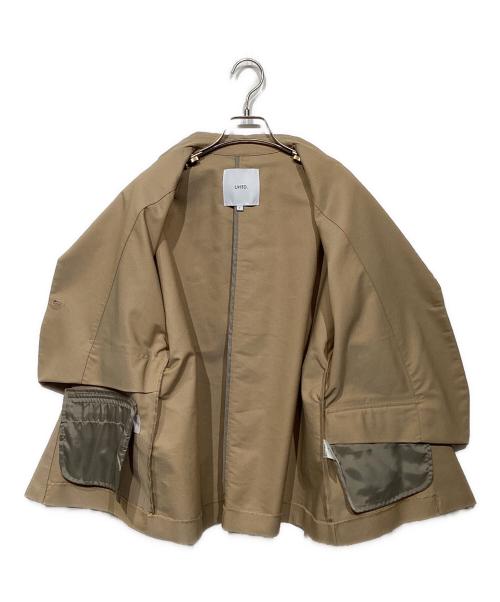 UN3D.（アンスリード）UN3D. (アンスリード) ショートオリガミトレンチコート ベージュ サイズ:Fの古着・服飾アイテム