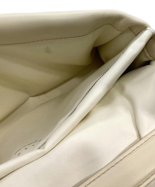 MARNI（マルニ）MARNI (マルニ) 23SS　PRISMA ミディアム カーフスキンショルダーバッグSBMP0134U0 ホワイトの古着・服飾アイテム