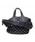 GIVENCHY（ジバンシィ）の古着「ナイチンゲール 2WAYショルダーバッグSI1110」｜ブラック