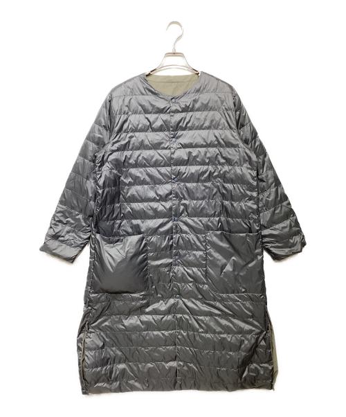 plantation（プランテーション）plantation (プランテーション) ライトリバーダウンコート グレー×カーキ サイズ:Mの古着・服飾アイテム