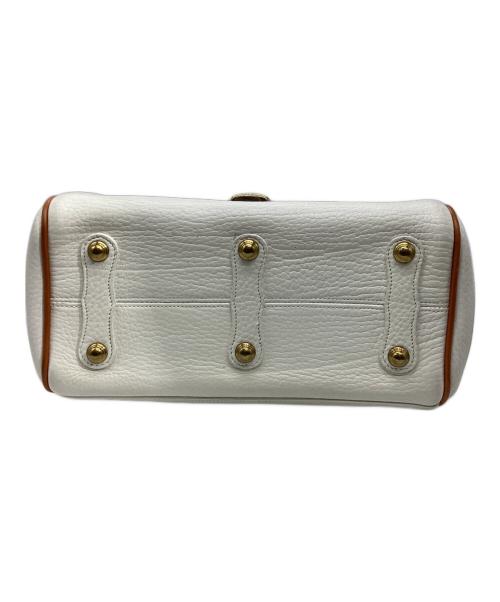 DOONEY&BOURKE（ドゥーニーアンドバーク）DOONEY&BOURKE (ドゥーニーアンドバーク) フラップ ハンドバッグ ホワイトの古着・服飾アイテム
