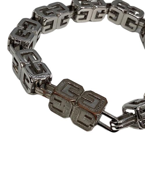 GIVENCHY（ジバンシィ）GIVENCHY (ジバンシィ) Gキューブブレスレット シルバーの古着・服飾アイテム