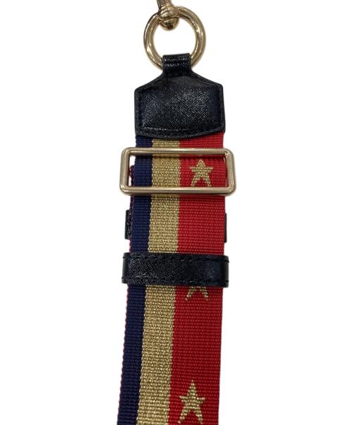 MARC JACOBS（マークジェイコブズ）MARC JACOBS (マークジェイコブズ) 星条旗ストラップ付　スナップショットショルダーバッグ ベージュの古着・服飾アイテム