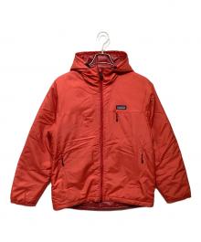 Patagonia（パタゴニア）の古着「マイクロパフフーデッドジャケット　83973」｜レッド