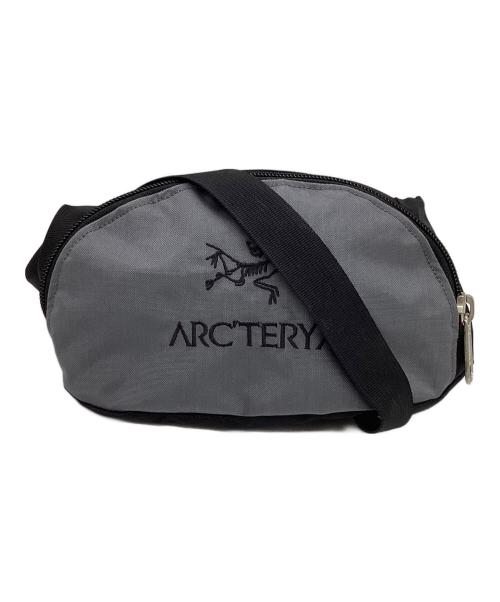 ARC'TERYX（アークテリクス）ARC'TERYX (アークテリクス) BEAMS (ビームス) 別注 URBAN FANNY ウエストバッグ グレー×ブラックの古着・服飾アイテム