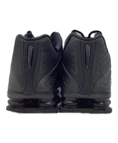 NIKE（ナイキ）NIKE (ナイキ) SHOX R4 HQ1988-001 ブラック サイズ:US9の古着・服飾アイテム