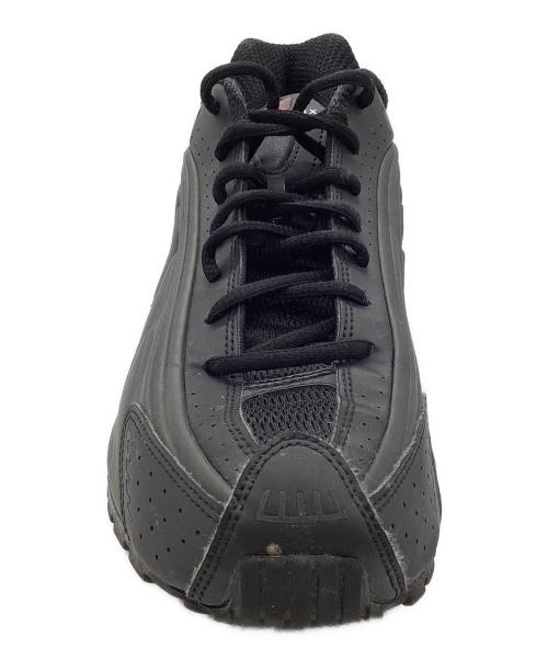 NIKE（ナイキ）NIKE (ナイキ) SHOX R4 HQ1988-001 ブラック サイズ:US9の古着・服飾アイテム
