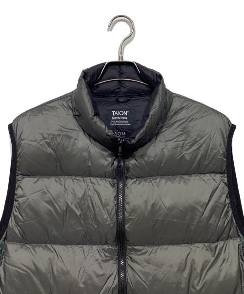 TAION（タイオン）TAION (タイオン) OOM 別注ダウンベスト グレー×グリーン サイズ:記載なしの古着・服飾アイテム