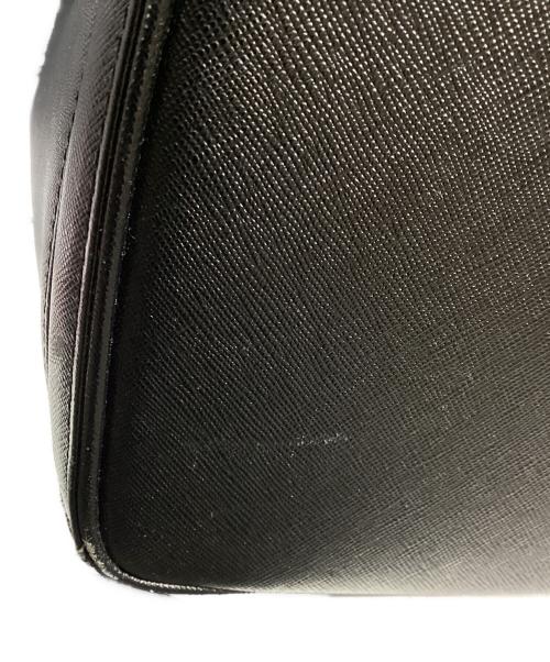 BURBERRY（バーバリー）BURBERRY (バーバリー) ロゴプレート ボストンバッグ ブラックの古着・服飾アイテム