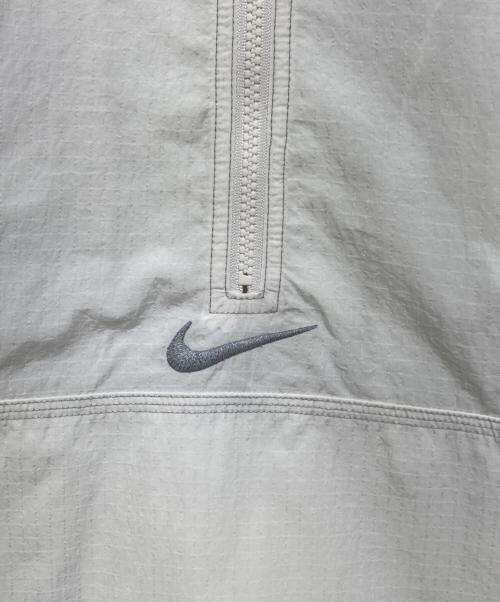 NIKE（ナイキ）NIKE (ナイキ) SUPREME (シュプリーム) FQ0340-030　Ripstop Pullover ホワイト サイズ:Lの古着・服飾アイテム