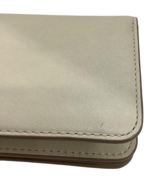 MARC JACOBS（マークジェイコブズ）MARC JACOBS (マークジェイコブズ) ラウンドファスナー財布　2S4SMP007S02 123 ホワイトの古着・服飾アイテム