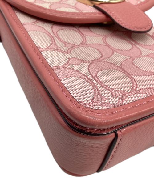 COACH（コーチ）COACH (コーチ) C8321　シグネチャージャガードショルダーバッグ ピンクの古着・服飾アイテム