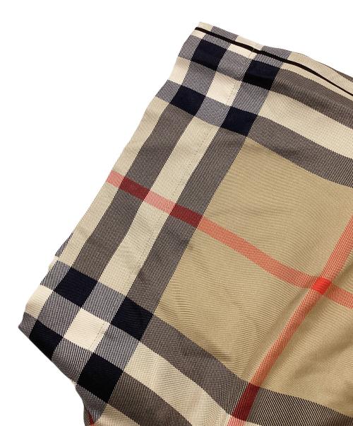 BURBERRY（バーバリー）BURBERRY (バーバリー) ノヴァチェックハーフパンツ ベージュ サイズ:IT 36の古着・服飾アイテム
