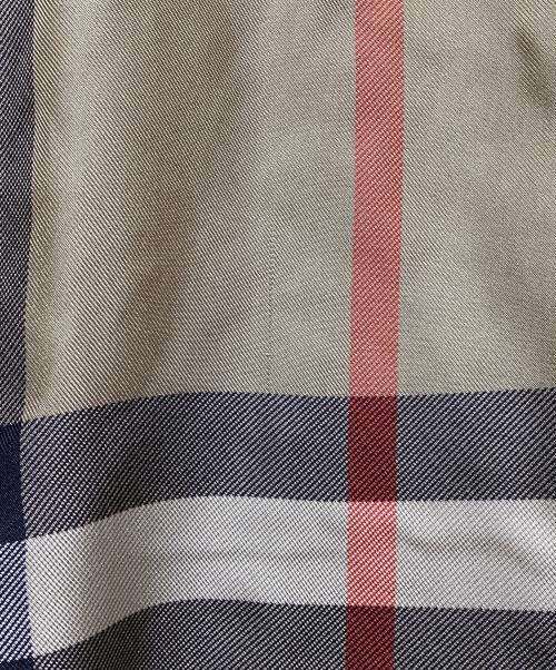 BURBERRY（バーバリー）BURBERRY (バーバリー) ノヴァチェックサテンシャツ ベージュ サイズ:6の古着・服飾アイテム