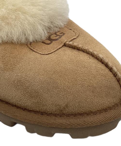 UGG（アグ）UGG (アグ) Coquette ムートンサンダル ベージュ サイズ:23の古着・服飾アイテム