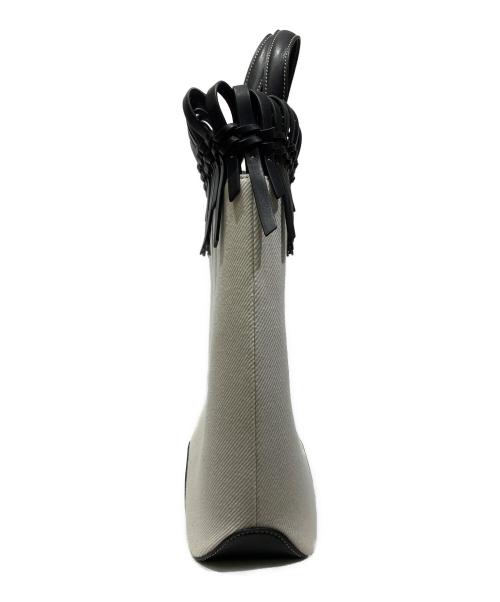 L'Avenir（ラヴェニール）L'Avenir (ラヴェニール) Alaas ハンドバッグ ホワイト×ブラックの古着・服飾アイテム