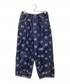 Needlesニードルズ）の古着「総柄パピヨン刺繍デニムパンツ」｜インディゴ