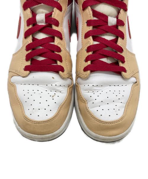 NIKE（ナイキ）NIKE (ナイキ) Air Jordan 1 Mid Beige/Cardinal Red ベージュ×ホワイト サイズ:US11 / UK10 / EUR45 / 29cmの古着・服飾アイテム