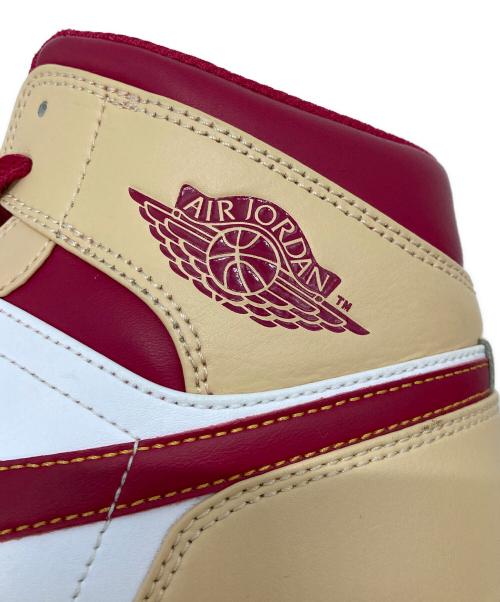 NIKE（ナイキ）NIKE (ナイキ) Air Jordan 1 Mid Beige/Cardinal Red ベージュ×ホワイト サイズ:US11 / UK10 / EUR45 / 29cmの古着・服飾アイテム