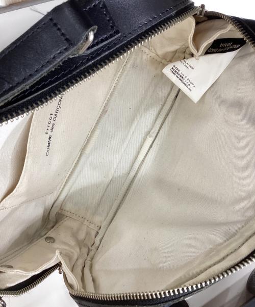 tricot COMME des GARCONS（トリココムデギャルソン）tricot COMME des GARCONS (トリココムデギャルソン) TH-K 203　レザーショルダーバッグ ブラックの古着・服飾アイテム