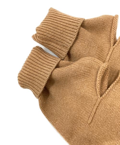 BURBERRY（バーバリー）BURBERRY (バーバリー) アーガイル カットアウトカシミヤ混セーター ベージュ サイズ:Mの古着・服飾アイテム