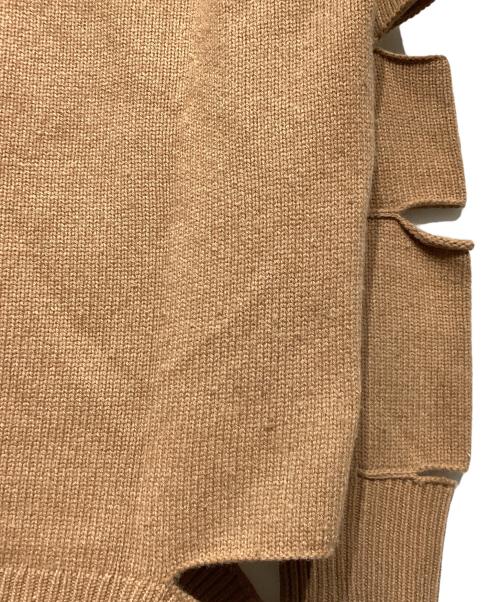 BURBERRY（バーバリー）BURBERRY (バーバリー) アーガイル カットアウトカシミヤ混セーター ベージュ サイズ:Mの古着・服飾アイテム