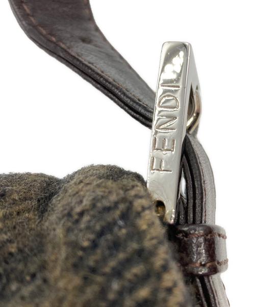 FENDI（フェンディ）FENDI (フェンディ) ズッカ柄 マンマバケット ウールワンショルダーバッグ ブラウンの古着・服飾アイテム