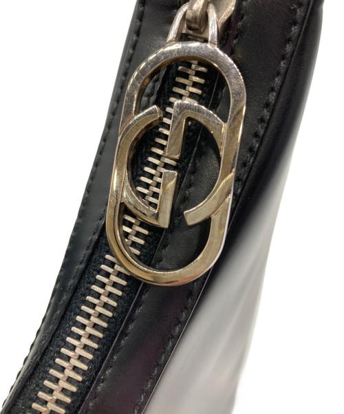 GUCCI（グッチ）GUCCI (グッチ) ワンショルダーバッグ ブラックの古着・服飾アイテム