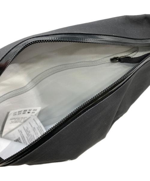 ARC'TERYX（アークテリクス）ARC'TERYX (アークテリクス) GRANVILLE CROSS BODY BAG ブラックの古着・服飾アイテム