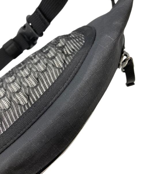 ARC'TERYX（アークテリクス）ARC'TERYX (アークテリクス) GRANVILLE CROSS BODY BAG ブラックの古着・服飾アイテム