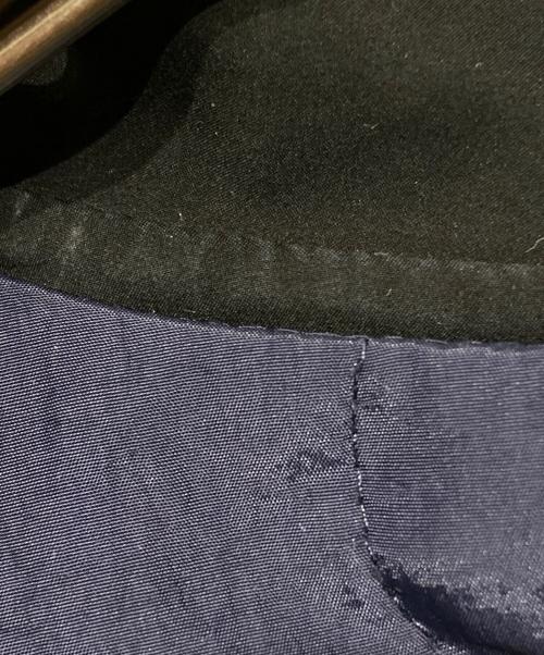 WILD THINGS（ワイルドシングス）WILD THINGS (ワイルドシングス) STYLE&EDIT 別注 バックギャザードベルトステンカラーコート ブラック サイズ:Mの古着・服飾アイテム