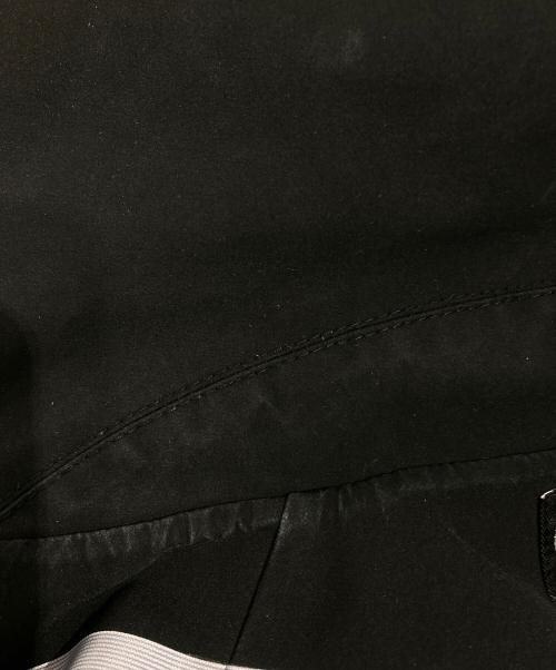 WILD THINGS（ワイルドシングス）WILD THINGS (ワイルドシングス) STYLE&EDIT 別注 バックギャザードベルトステンカラーコート ブラック サイズ:Mの古着・服飾アイテム