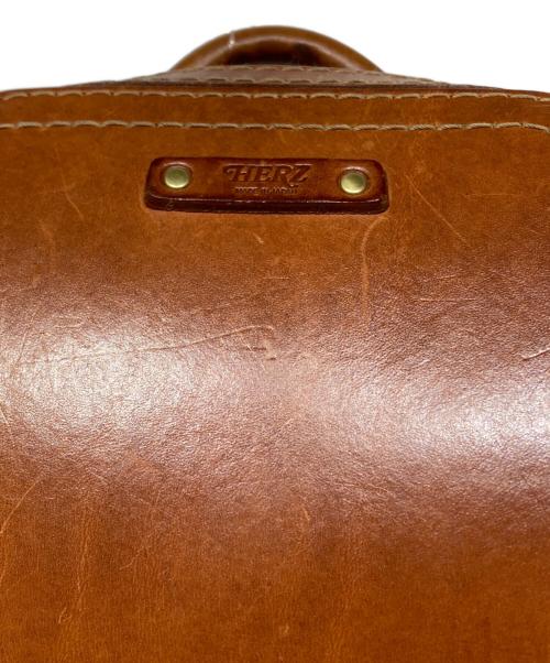 Herz（ヘルツ）Herz (ヘルツ) ビートルリュック ブラウンの古着・服飾アイテム