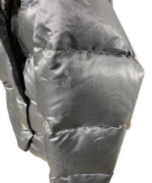 MONCLER GRENOBLE（モンクレール グルノーブル）MONCLER GRENOBLE (モンクレール グルノーブル) シャイニーダウンジャケット グレーの古着・服飾アイテム