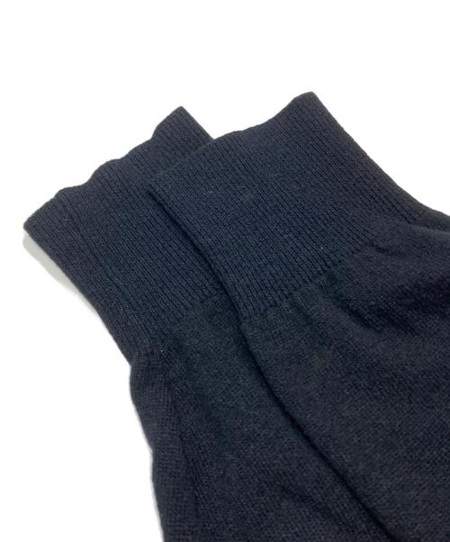 COMME des GARCONS HOMME（コムデギャルソン オム）COMME des GARCONS HOMME (コムデギャルソン オム) Vネックニット ブラック サイズ:記載なしの古着・服飾アイテム